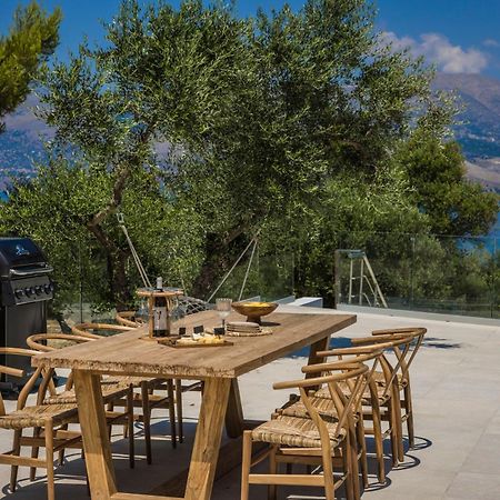Villa Sensi Lixouri Bagian luar foto